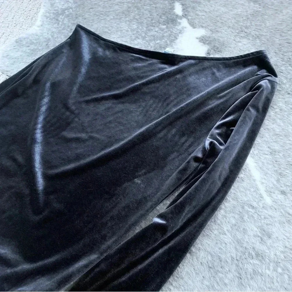 NWT Old Navy Velvet One Shoulder Top - Picture 7 of 11